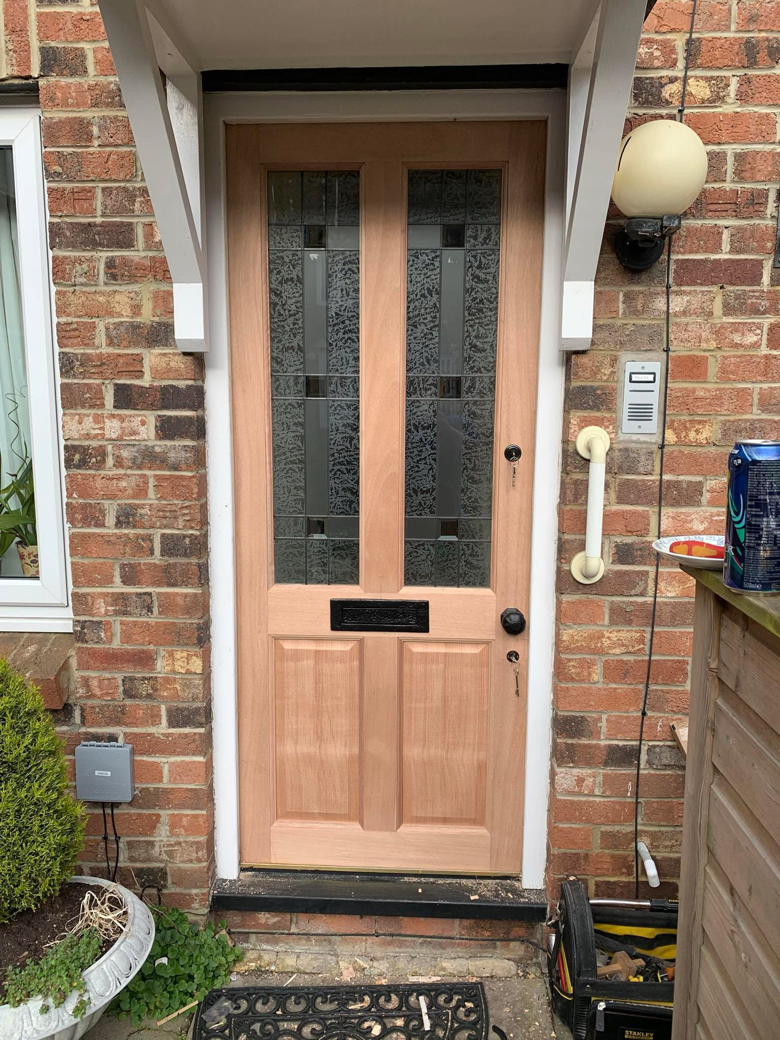 Oak internal door fitting (3)