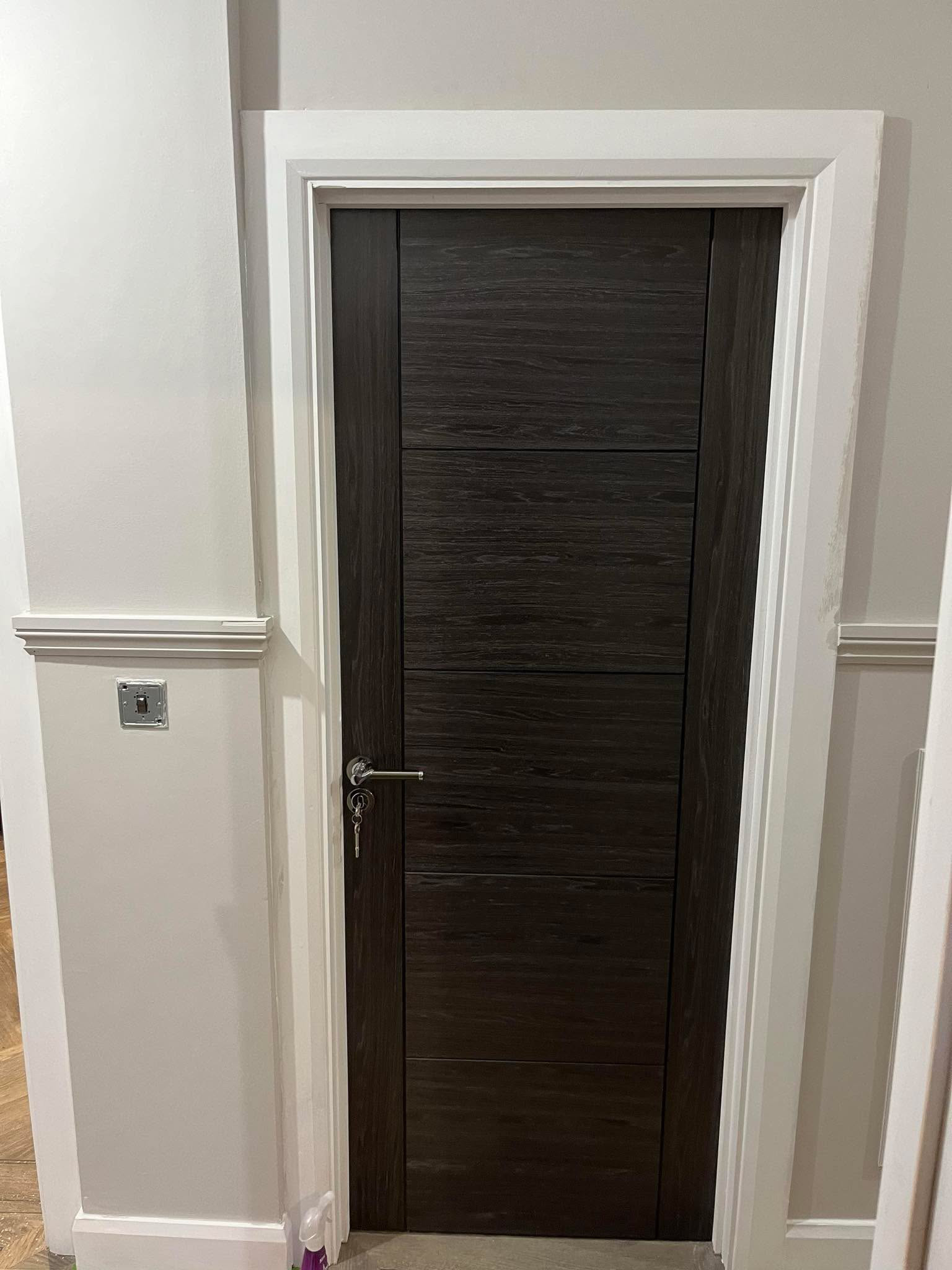 Oak internal door fitting (13)