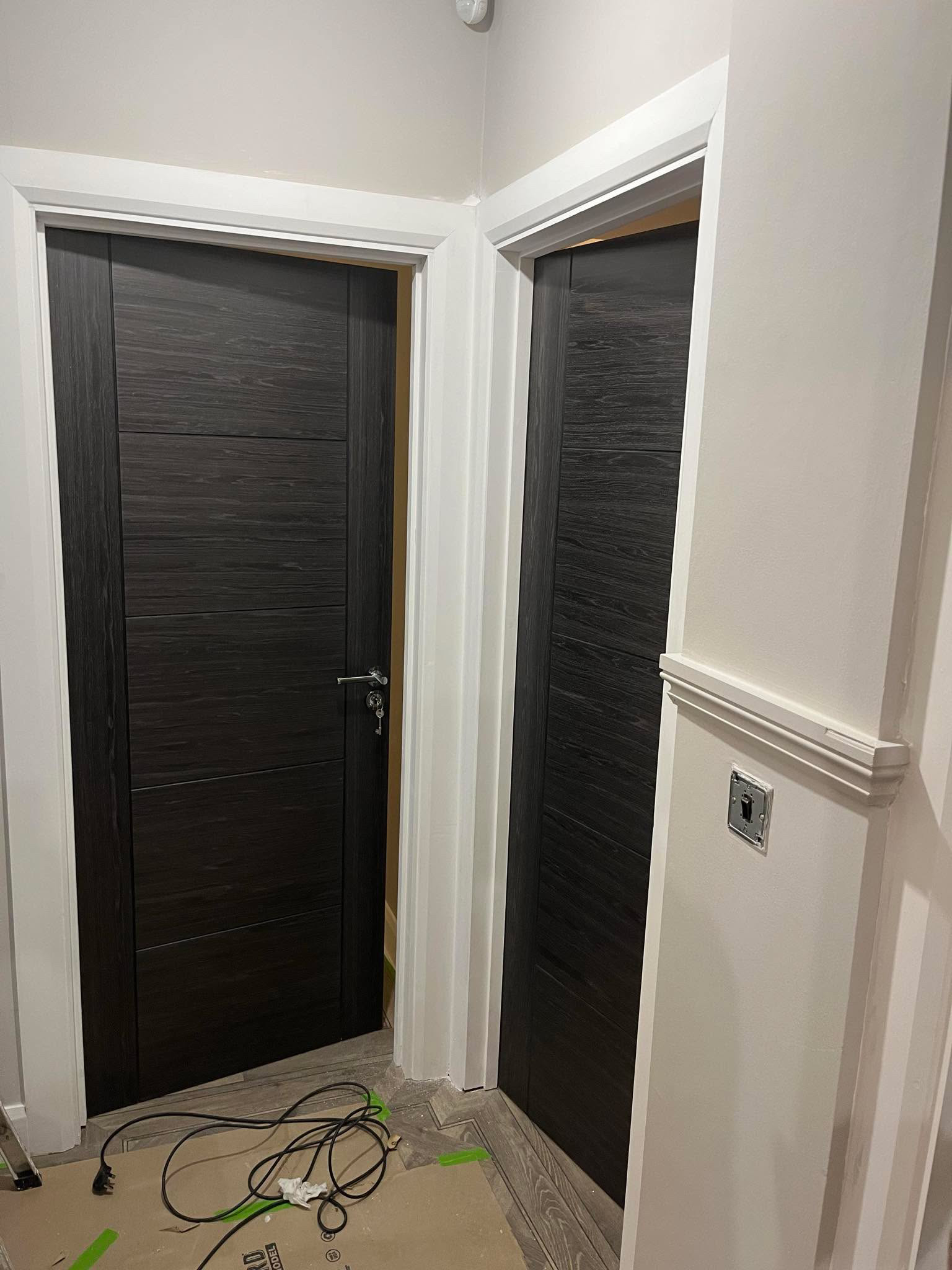 Oak internal door fitting (14)
