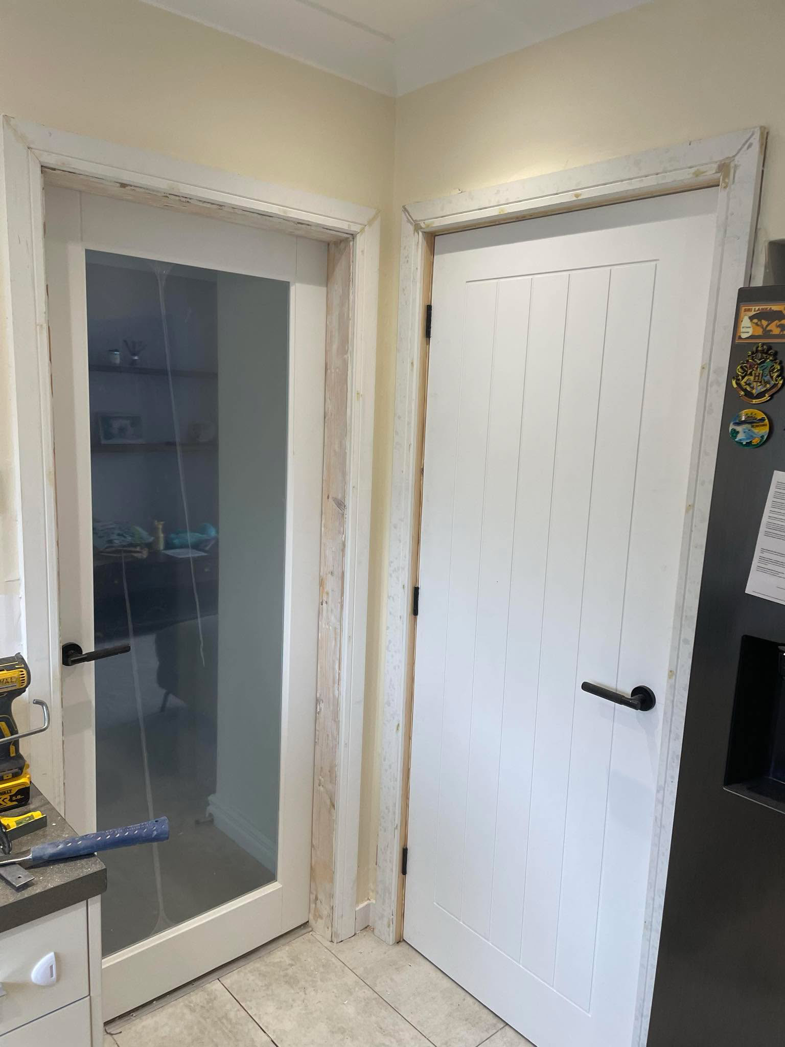 Oak internal door fitting (29)