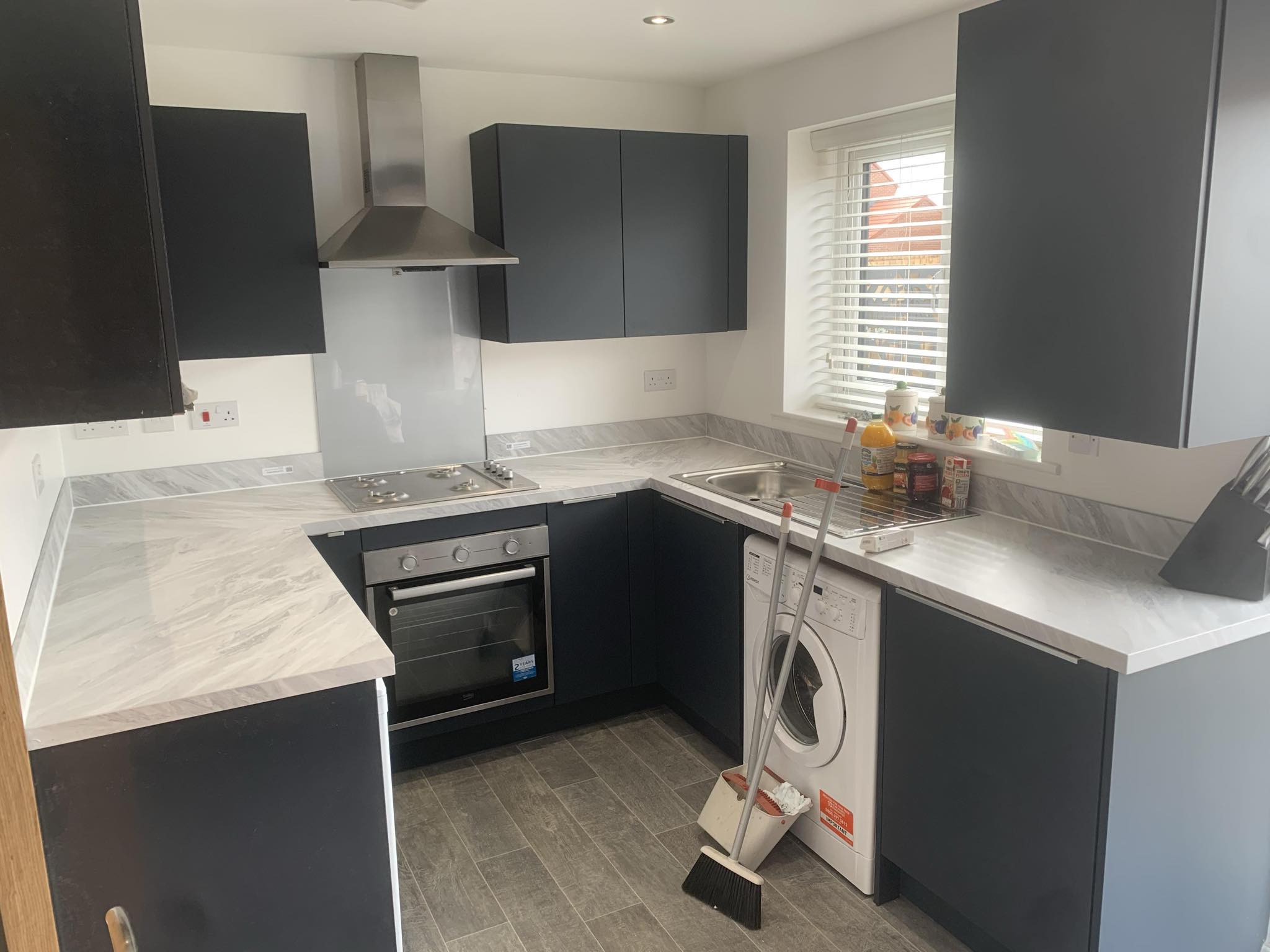 Galley kitchen refit (5)