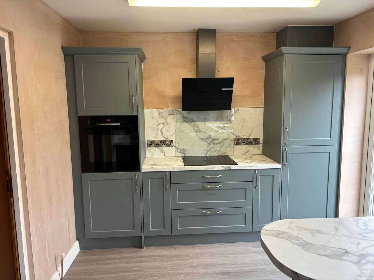 Navy handleless kitchen installation (7)