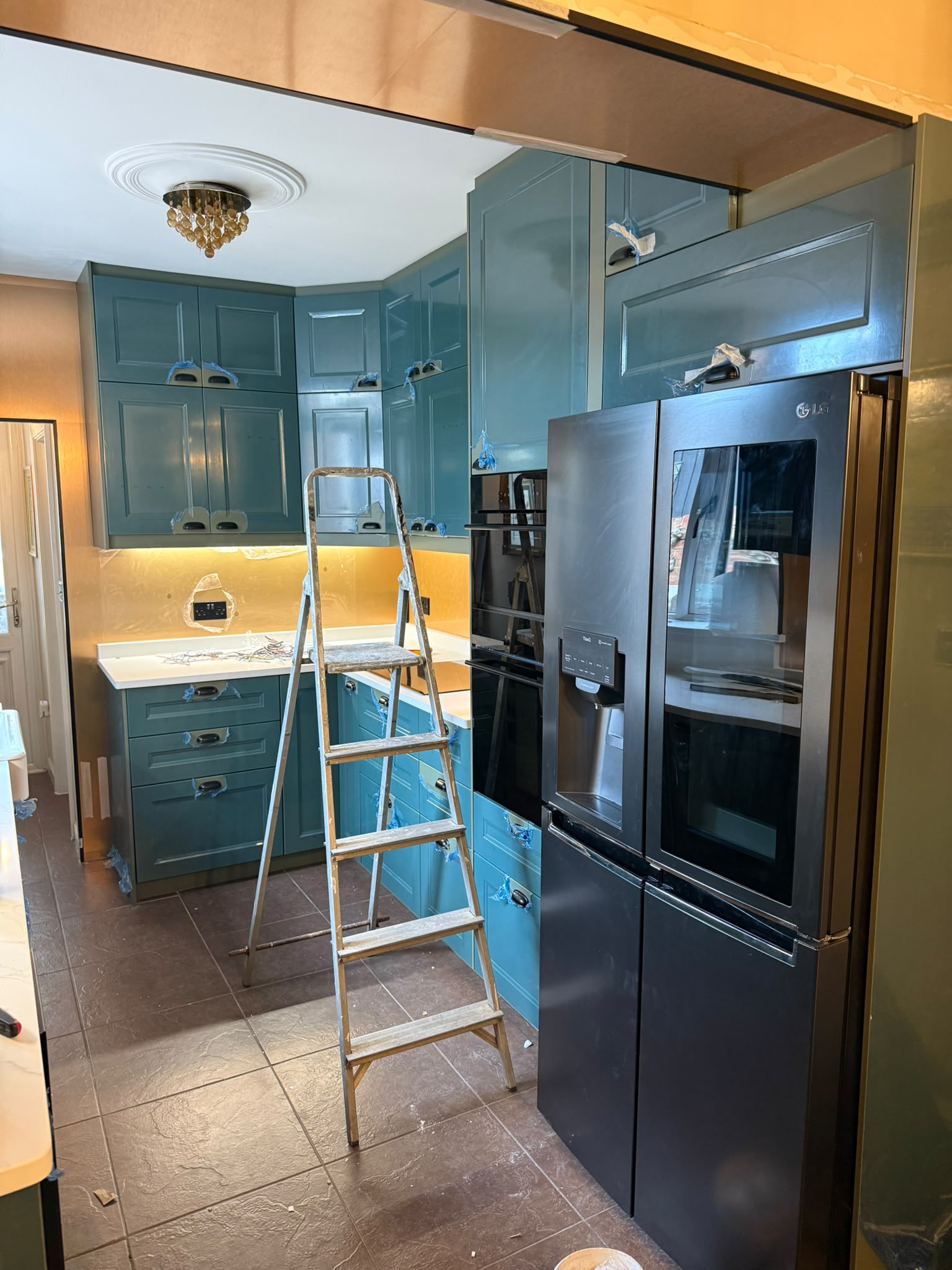 Teal shaker kitchen (3)