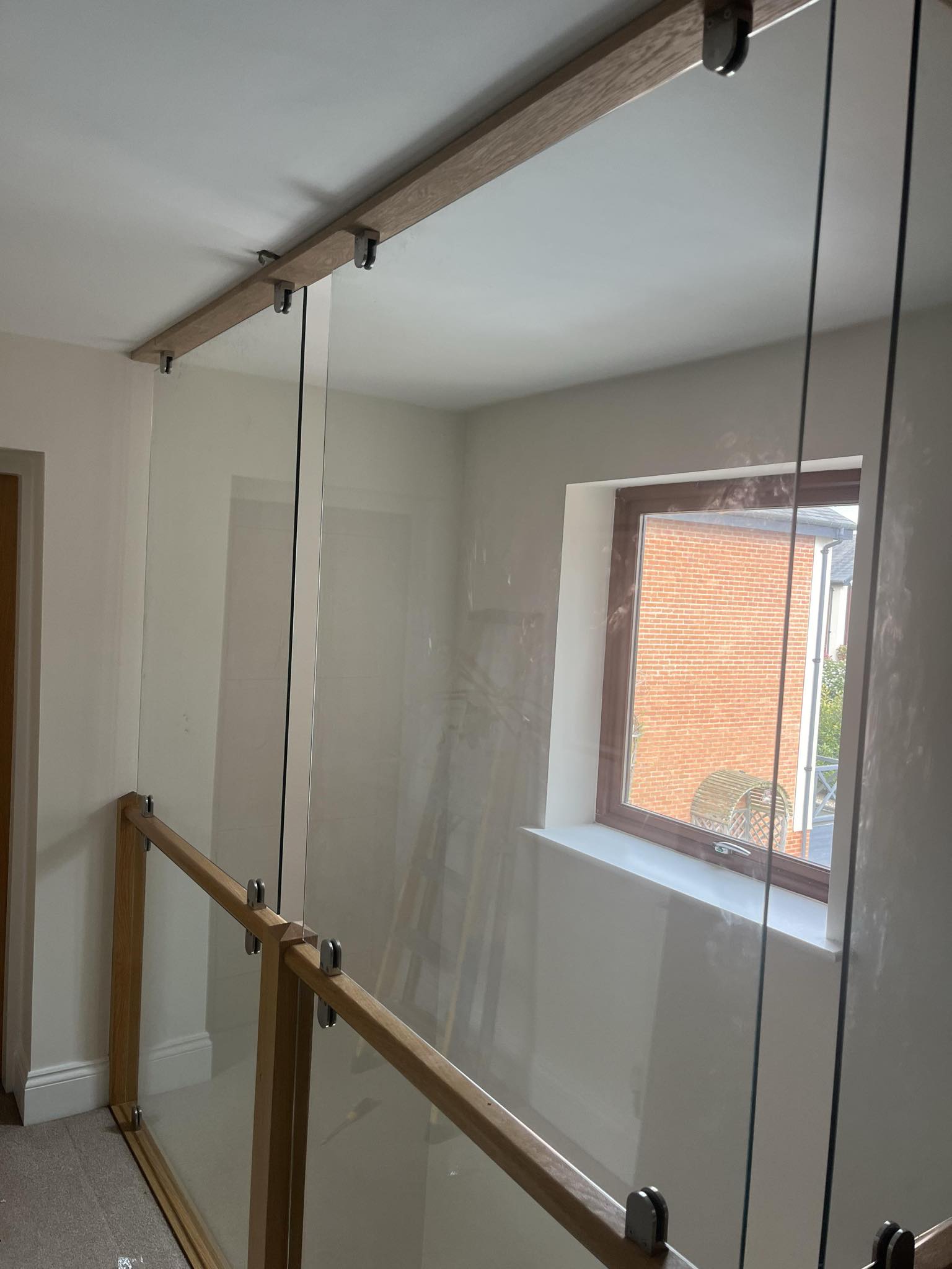Oak and glass staircase (5)