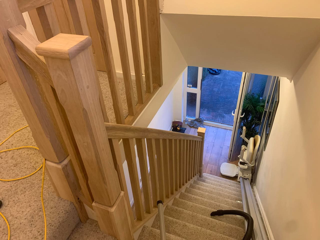 Oak spindle staircase (3)