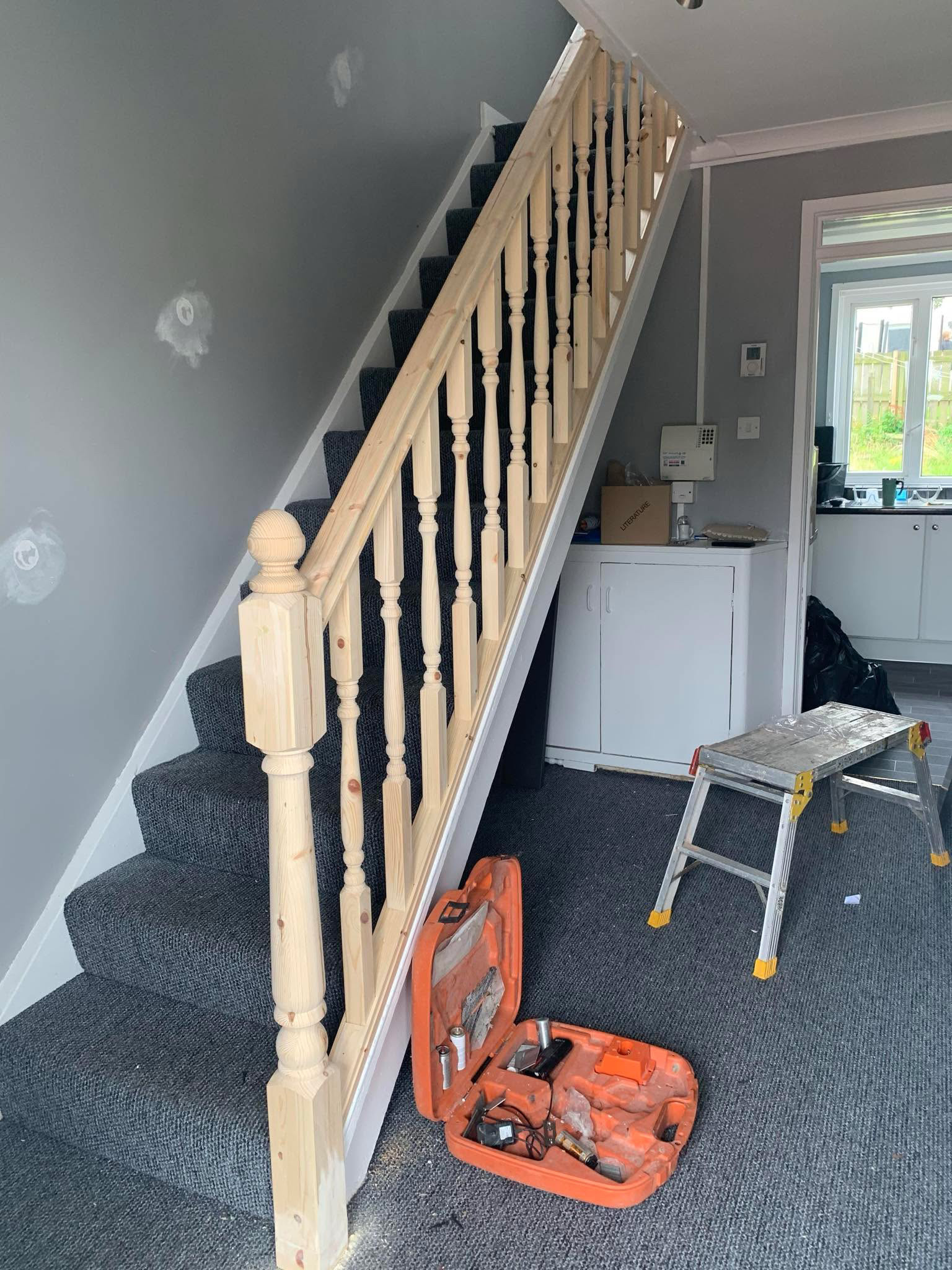 Oak spindle staircase (4)